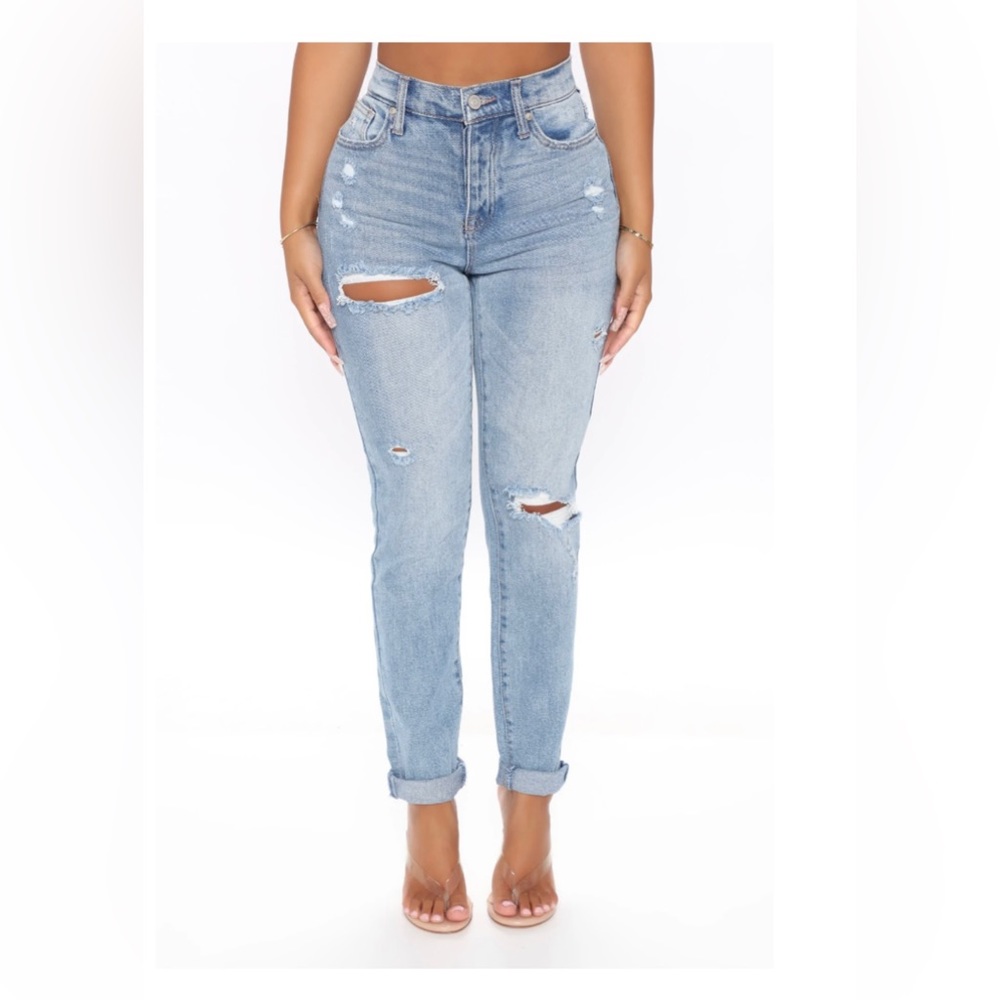 Fashion Nova - the real deal high rise mom jean